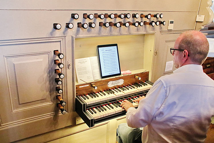 25 jaar Waarder helpt Roemenië met zangavond van Conforza_08